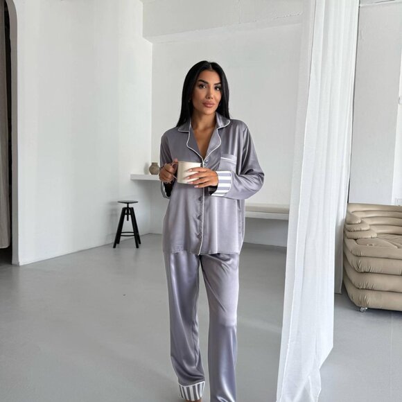 ✨ Luxury Satin Pajama Set – Soft, Stylish & Simply Irresistible ✨S - XL - Picture 5 of 10